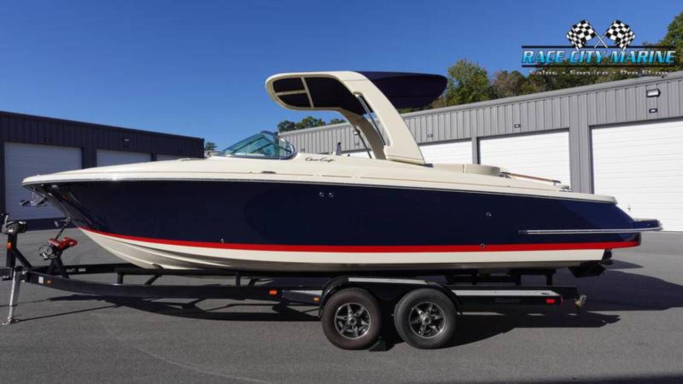 A photo of this 2025 Chris Craft 28GT