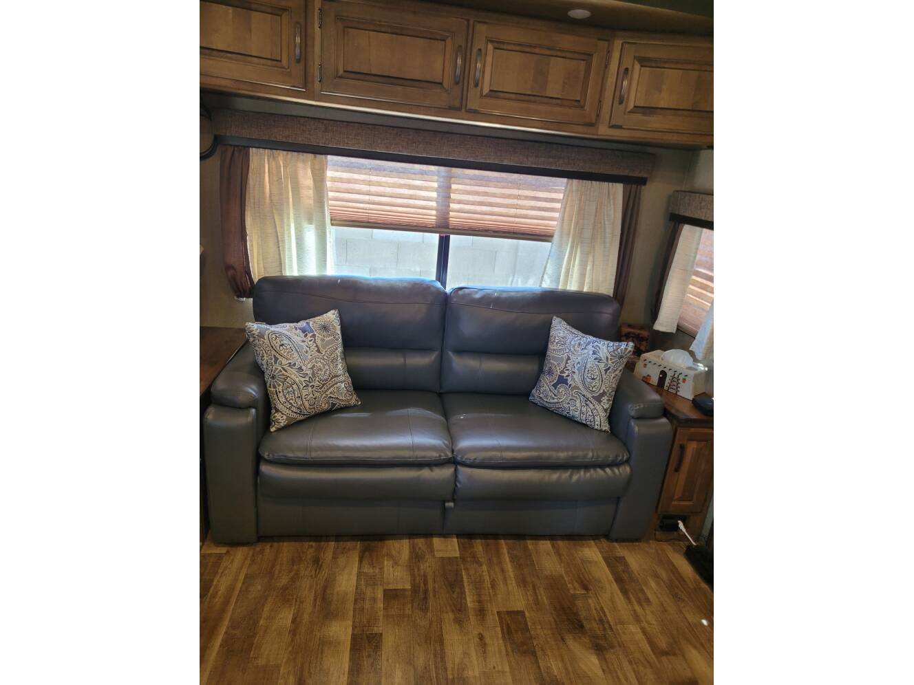A photo of this 2016 Grand Design REFLECTION 337RLS