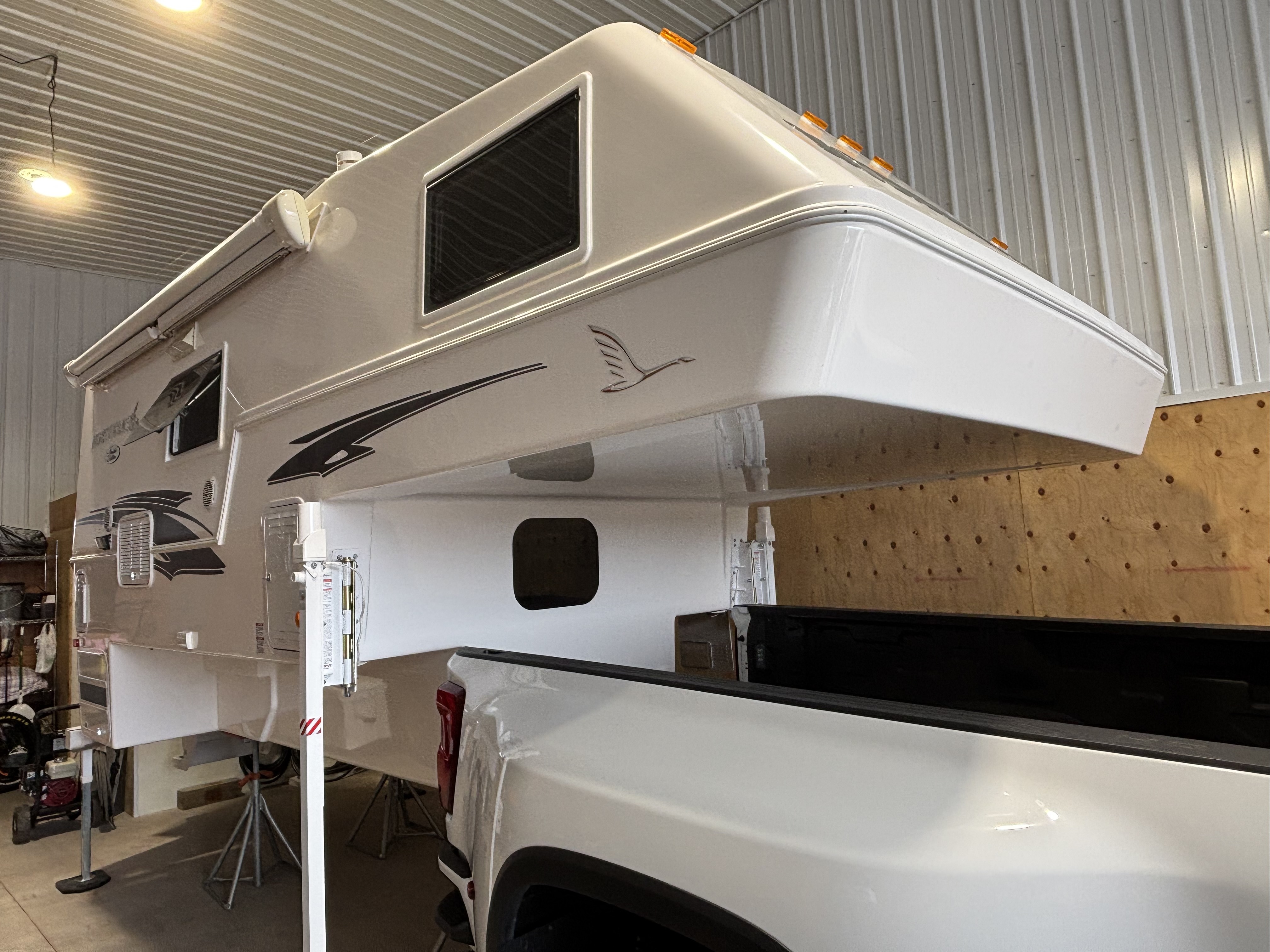 2022 Northern Lite 10-2EXCD LE WET BATH RV