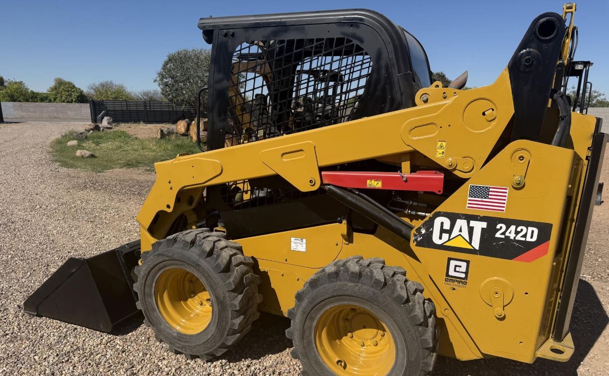 2018 CATERPILLAR 242D in Chandler, AZ