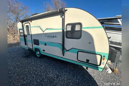 2018 Gulf Stream Vintage Cruiser 19ERD in roanoke VA