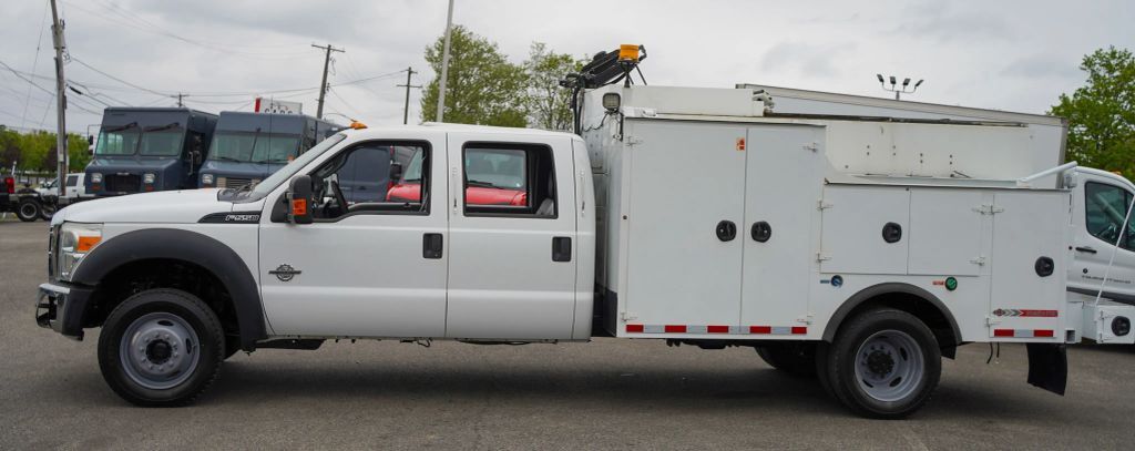 2016 FORD F550 XL in Langhorne, PA