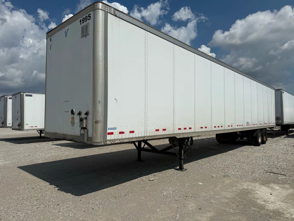 2016 Vanguard Dry Van in Dupo, IL