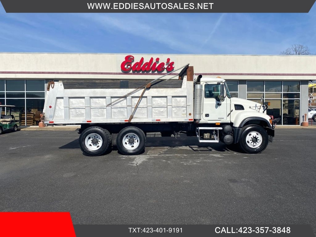 2006 Mack CV713 17FT Dump Bed Truck in Church Hill, TN