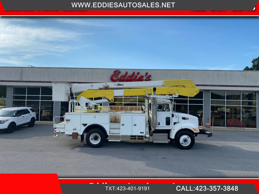 2009 PETERBILT 340 in Church Hill, TN