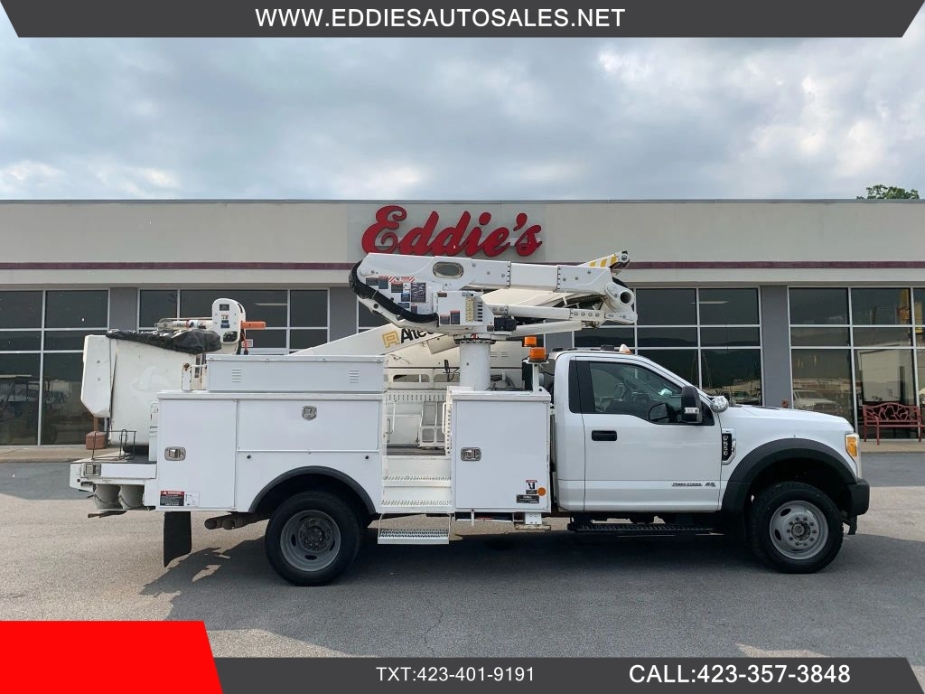 2017 FORD F550 in Church Hill, TN