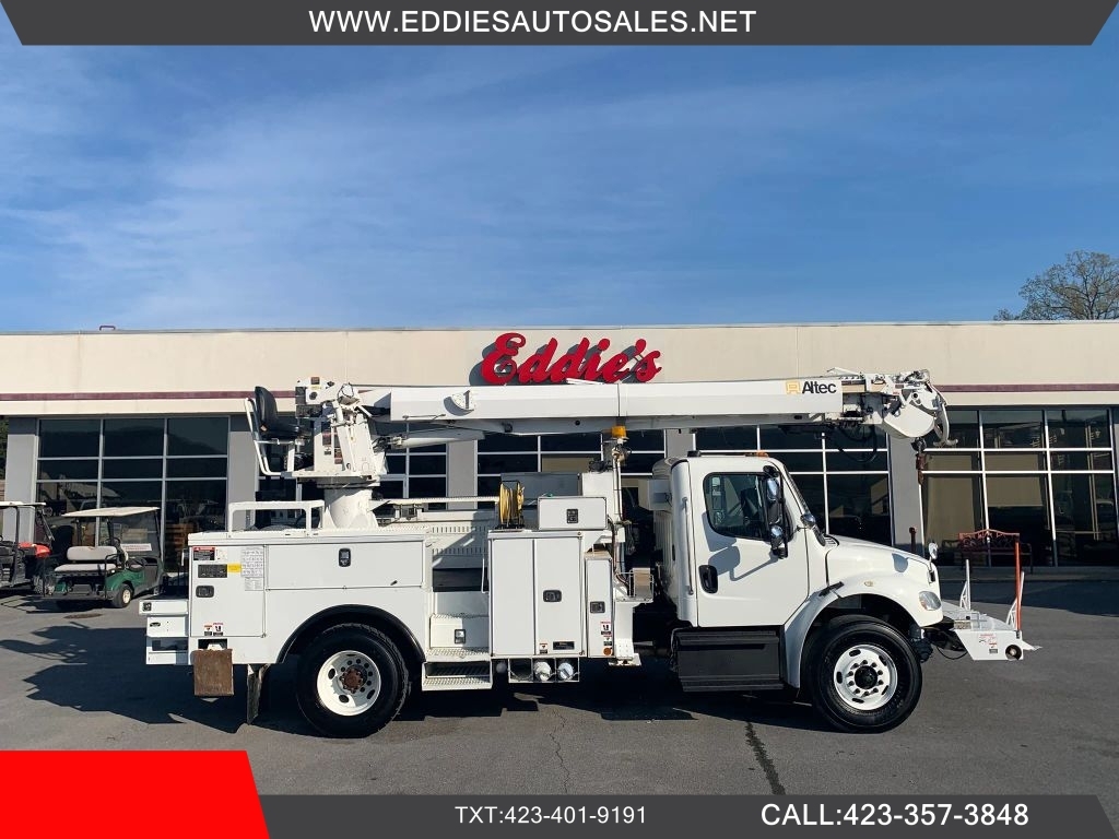 2016 FREIGHTLINER BUSINESS CLASS M2 106 in Church Hill, TN