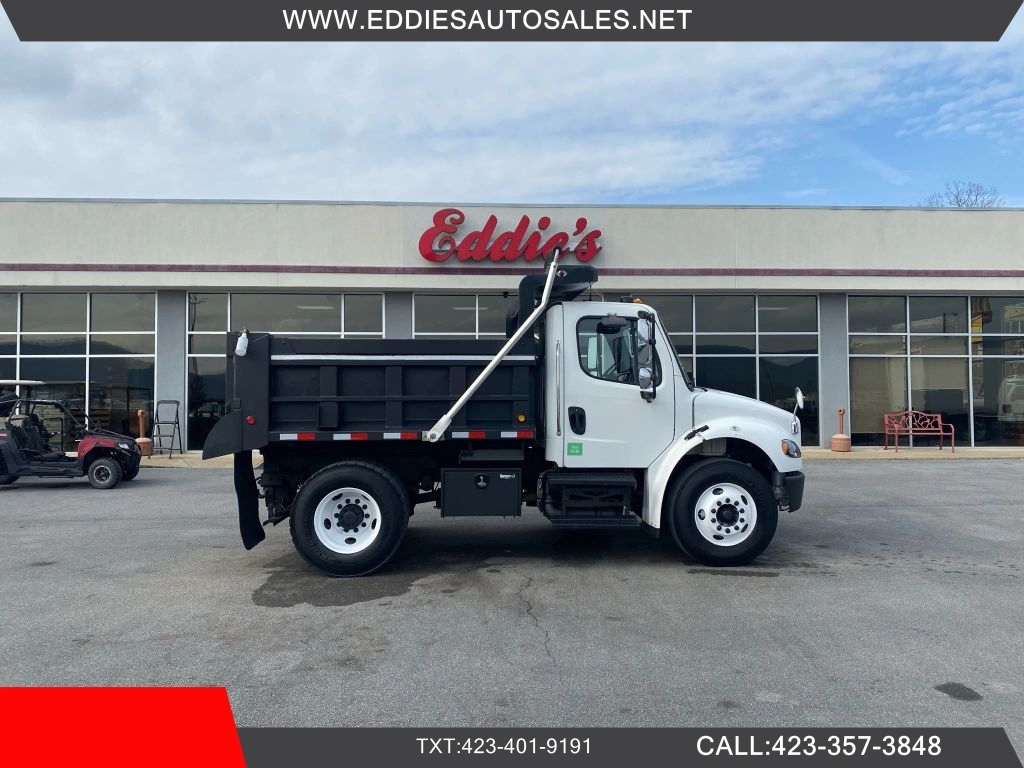 2016 FREIGHTLINER BUSINESS CLASS M2 106 in Church Hill, TN