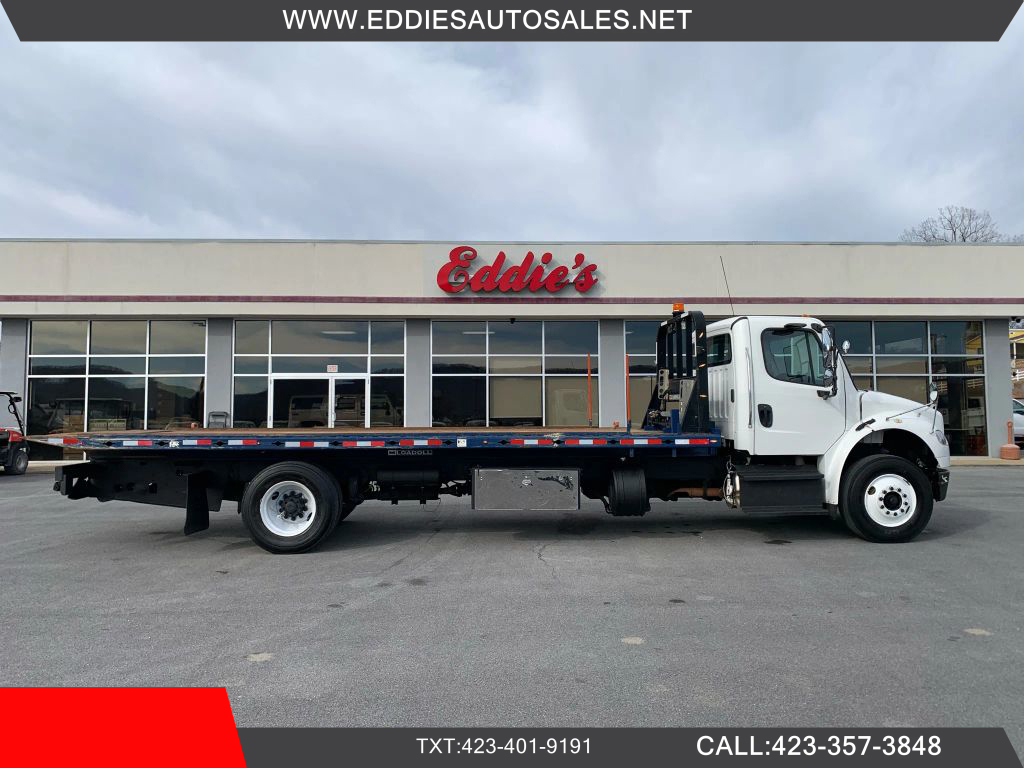 2017 FREIGHTLINER BUSINESS CLASS M2 106 in Church Hill, TN