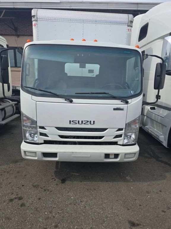 2021 Isuzu Med Duty NPR in Linden, NJ