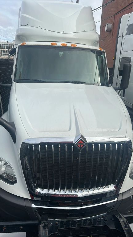 2019 INTERNATIONAL LT in Linden, NJ