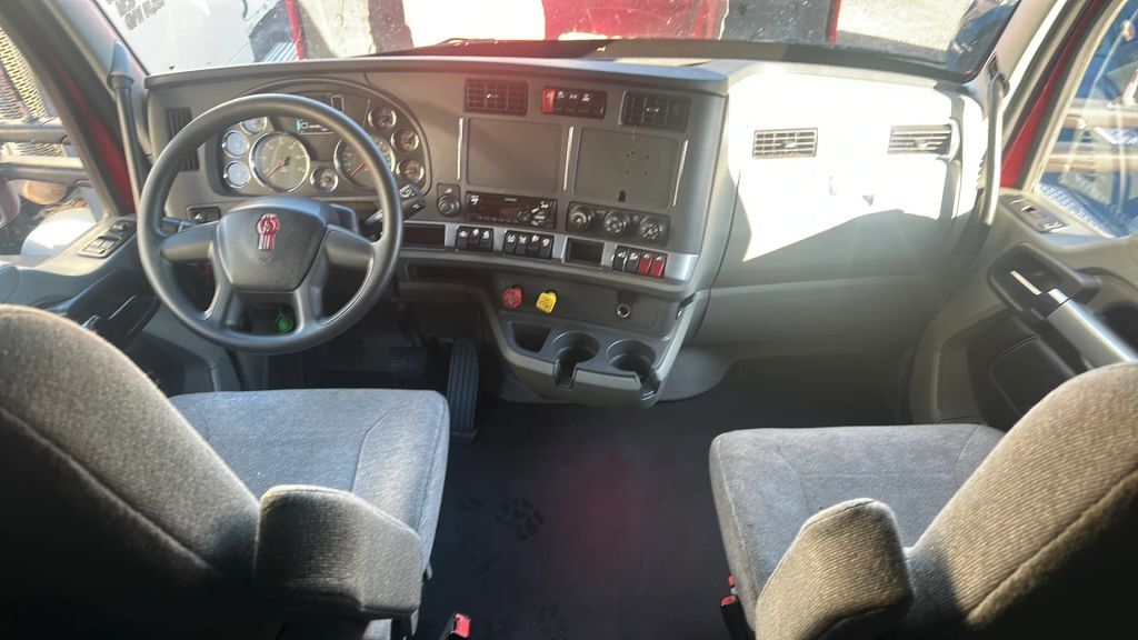 2020 Kenworth T600 in Linden, NJ