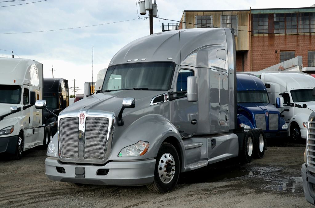 2020 Kenworth T600 in Linden, NJ