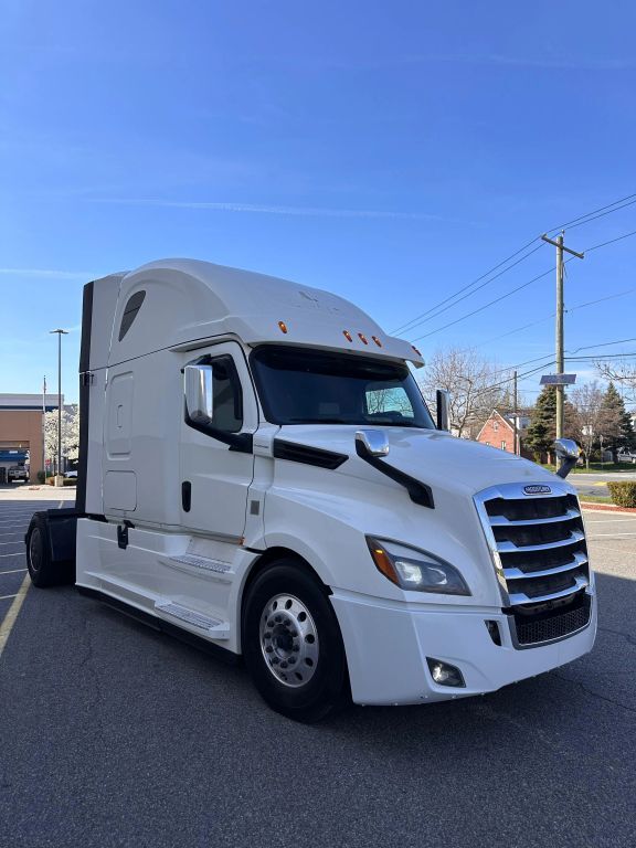2019 Freightliner Cascadia in Linden, NJ