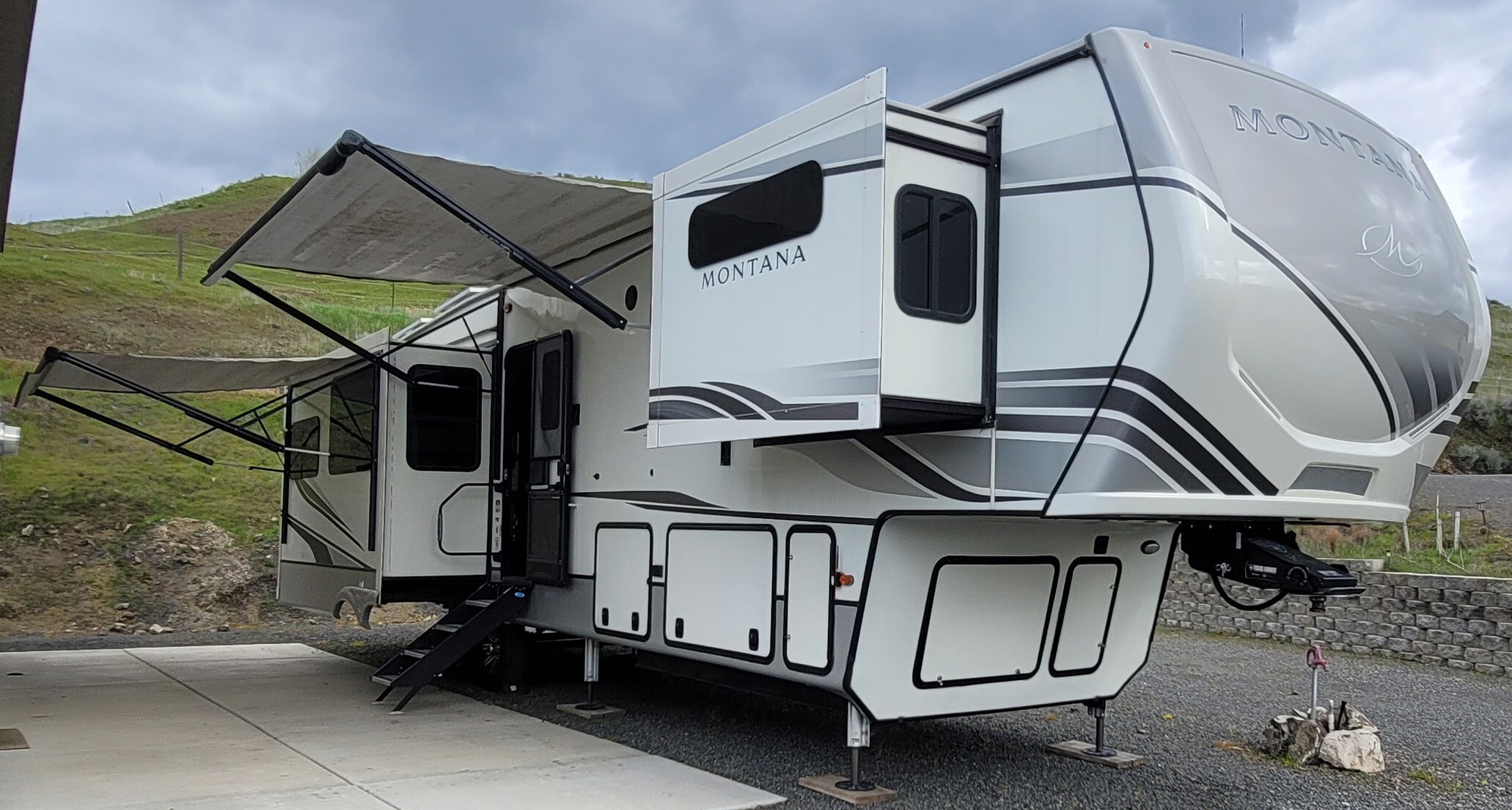 2022 Keystone MONTANA 3781RL RV