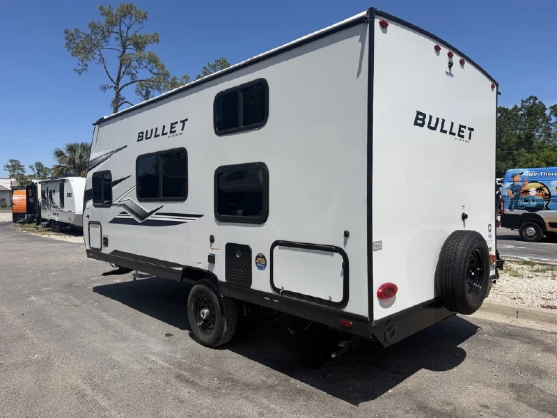 2024 KEYSTONE BULLET CROSSFIRE 1700BH