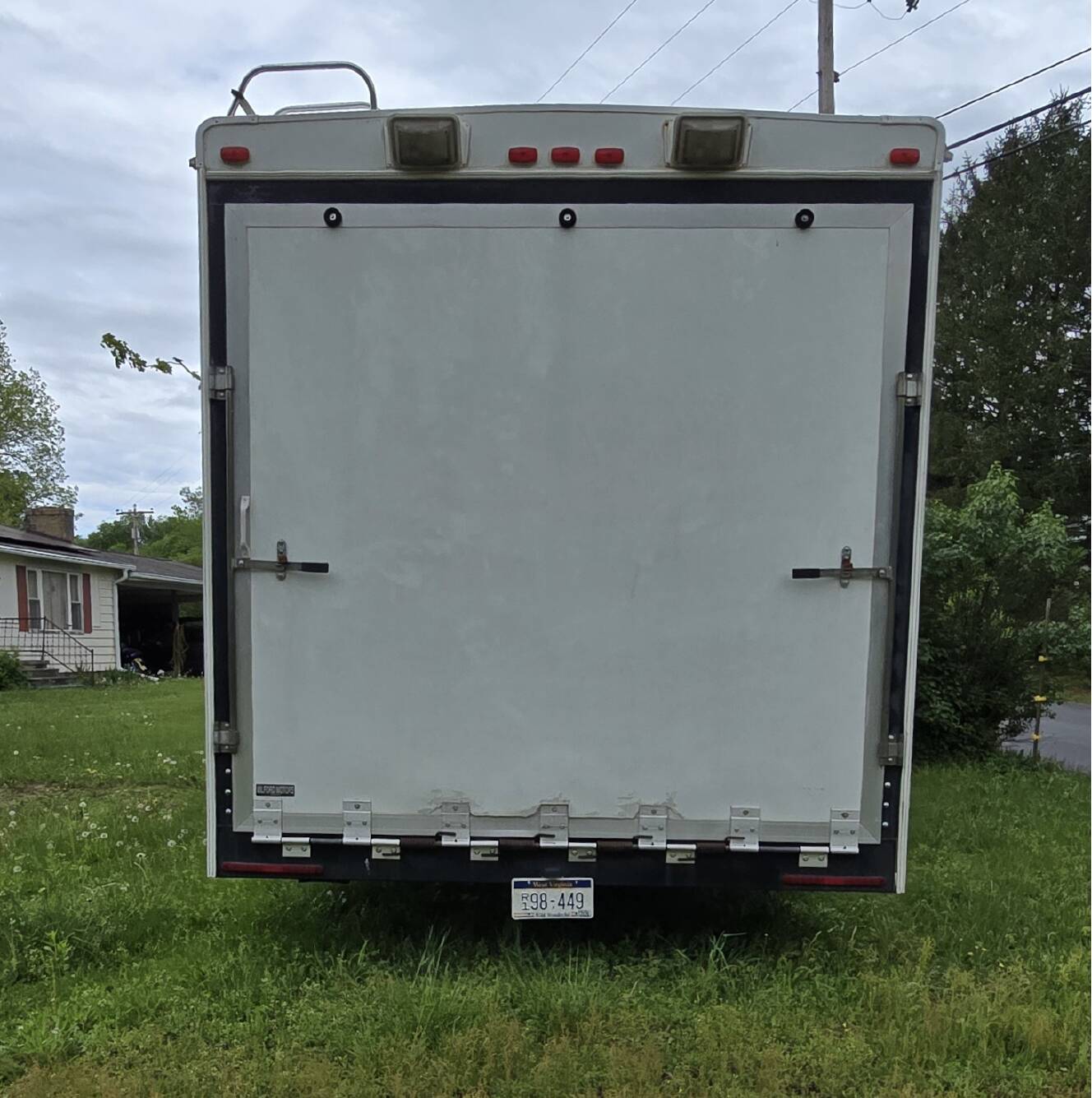 A photo of this 2007 Keystone RAPTOR 3110TT