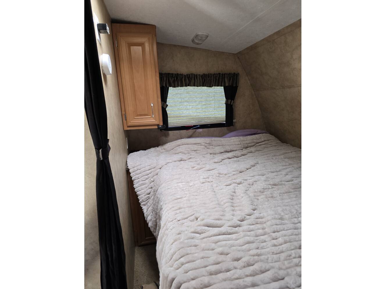 A photo of this 2007 Keystone RAPTOR 3110TT