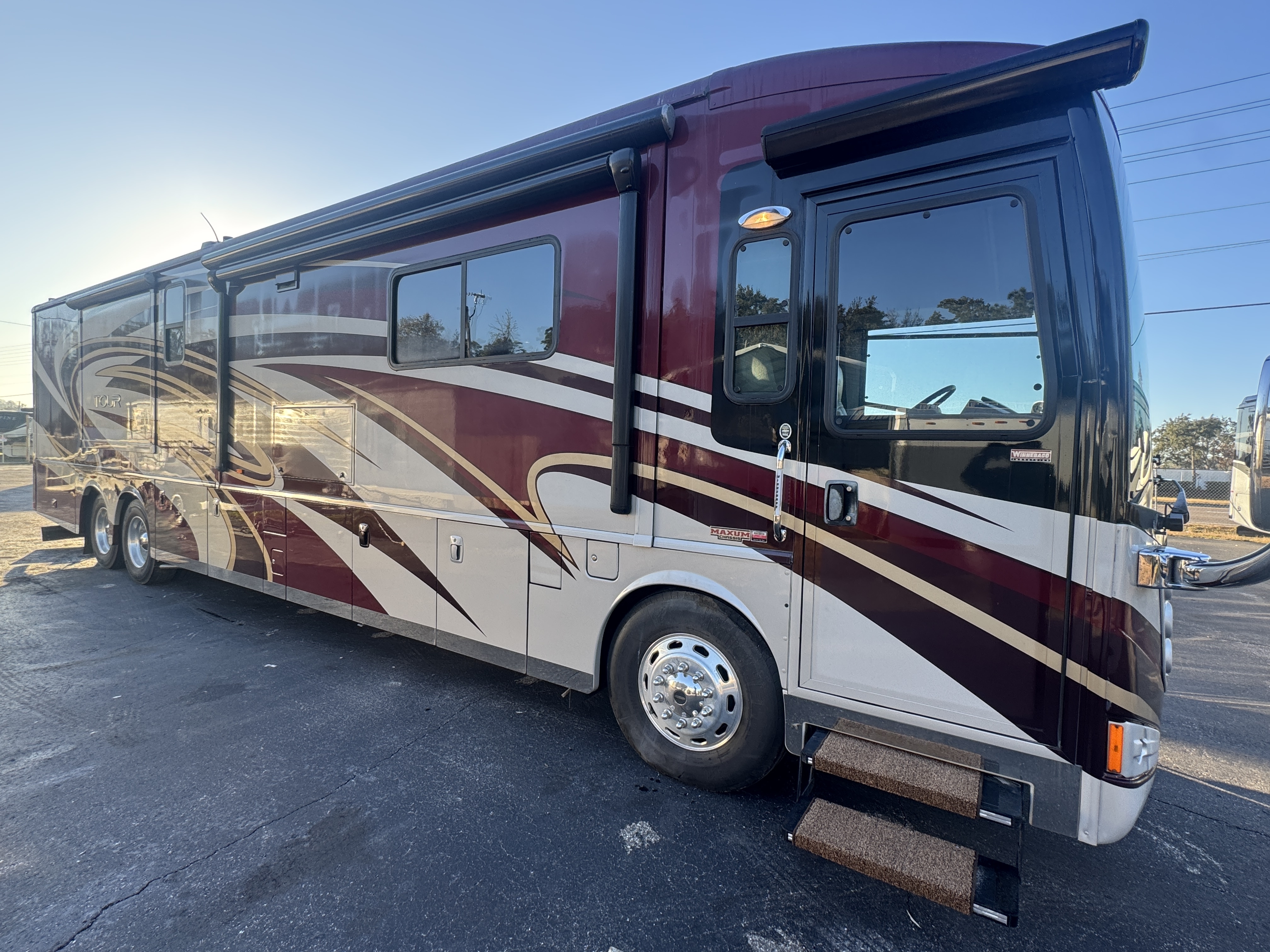 2012 Winnebago TOUR 42QD RV
