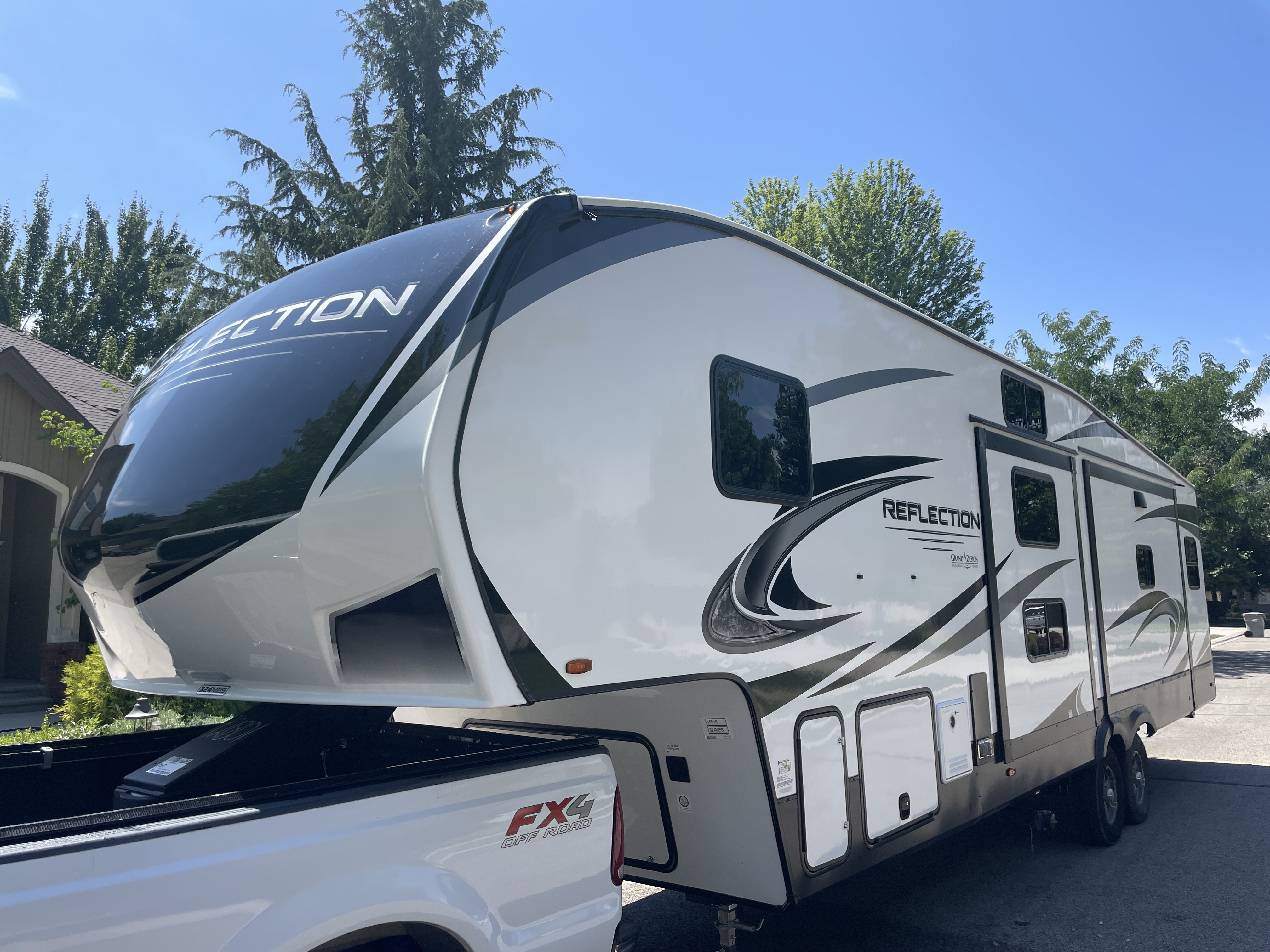 2023 Grand Design REFLECTION FW 324-MBS RV