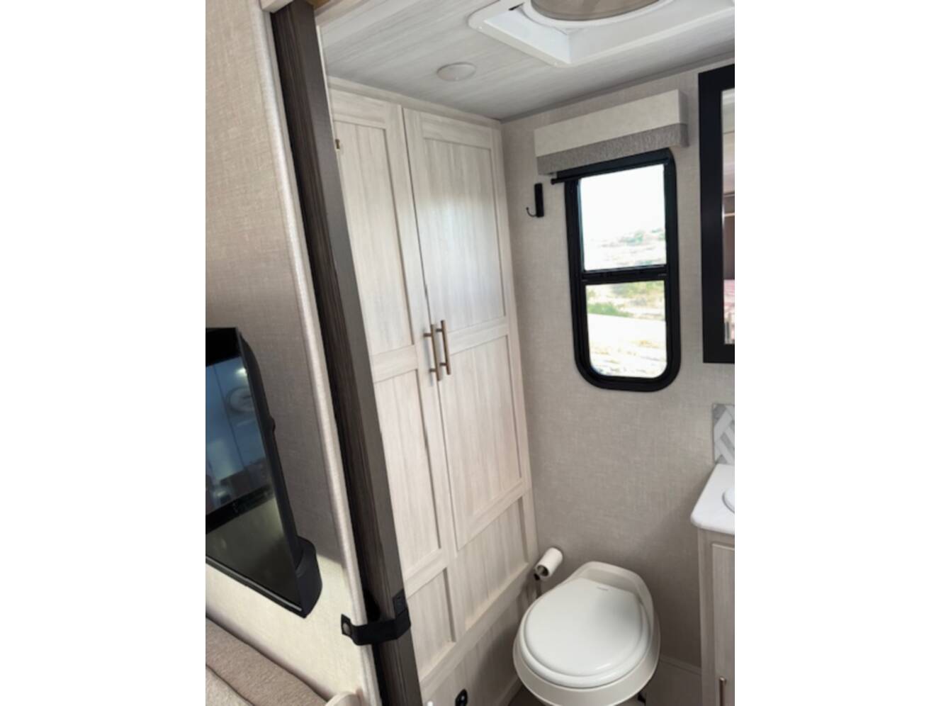 A photo of this 2025 Forest River R-POD 192