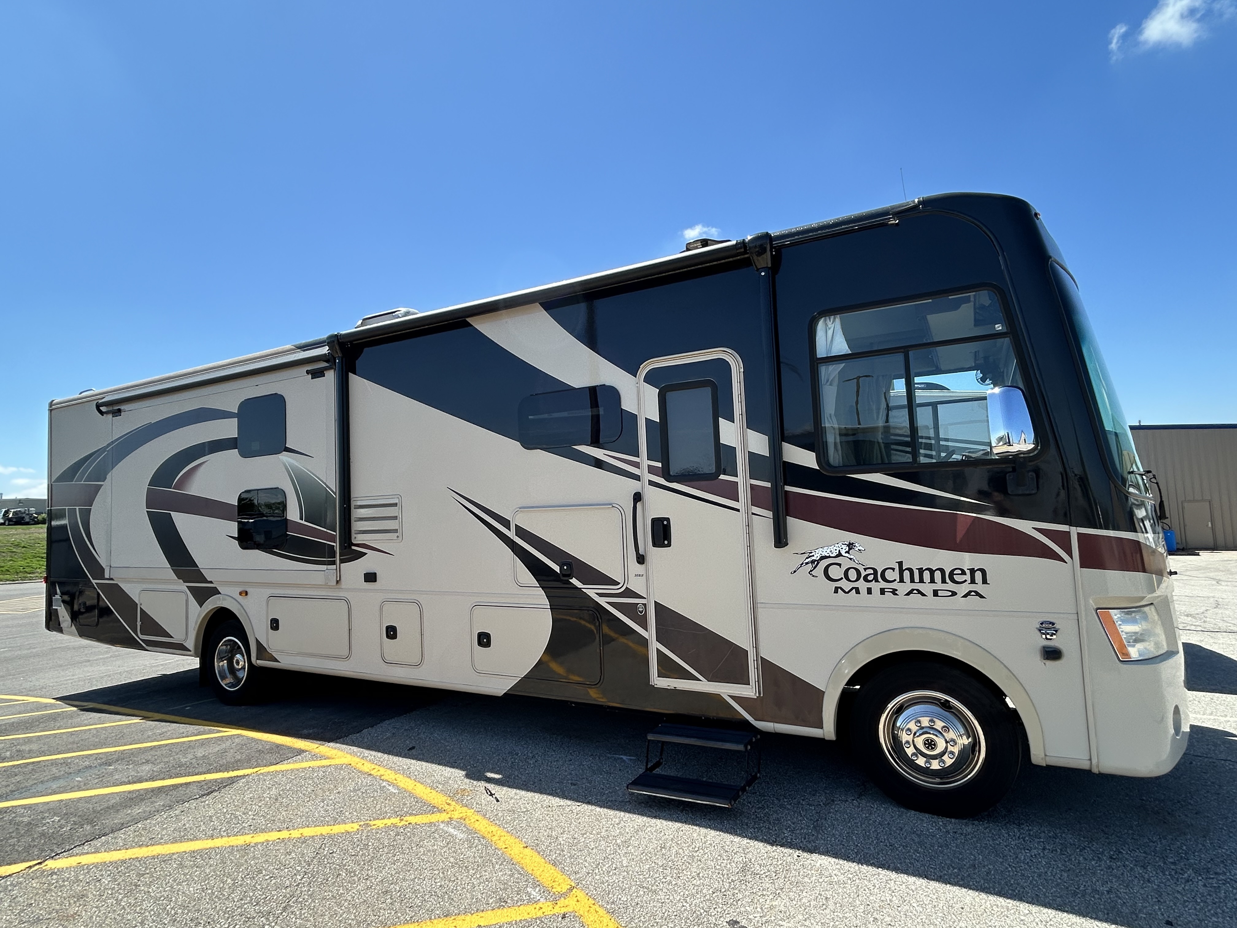 2019 Coachmen MIRADA 35BH RV
