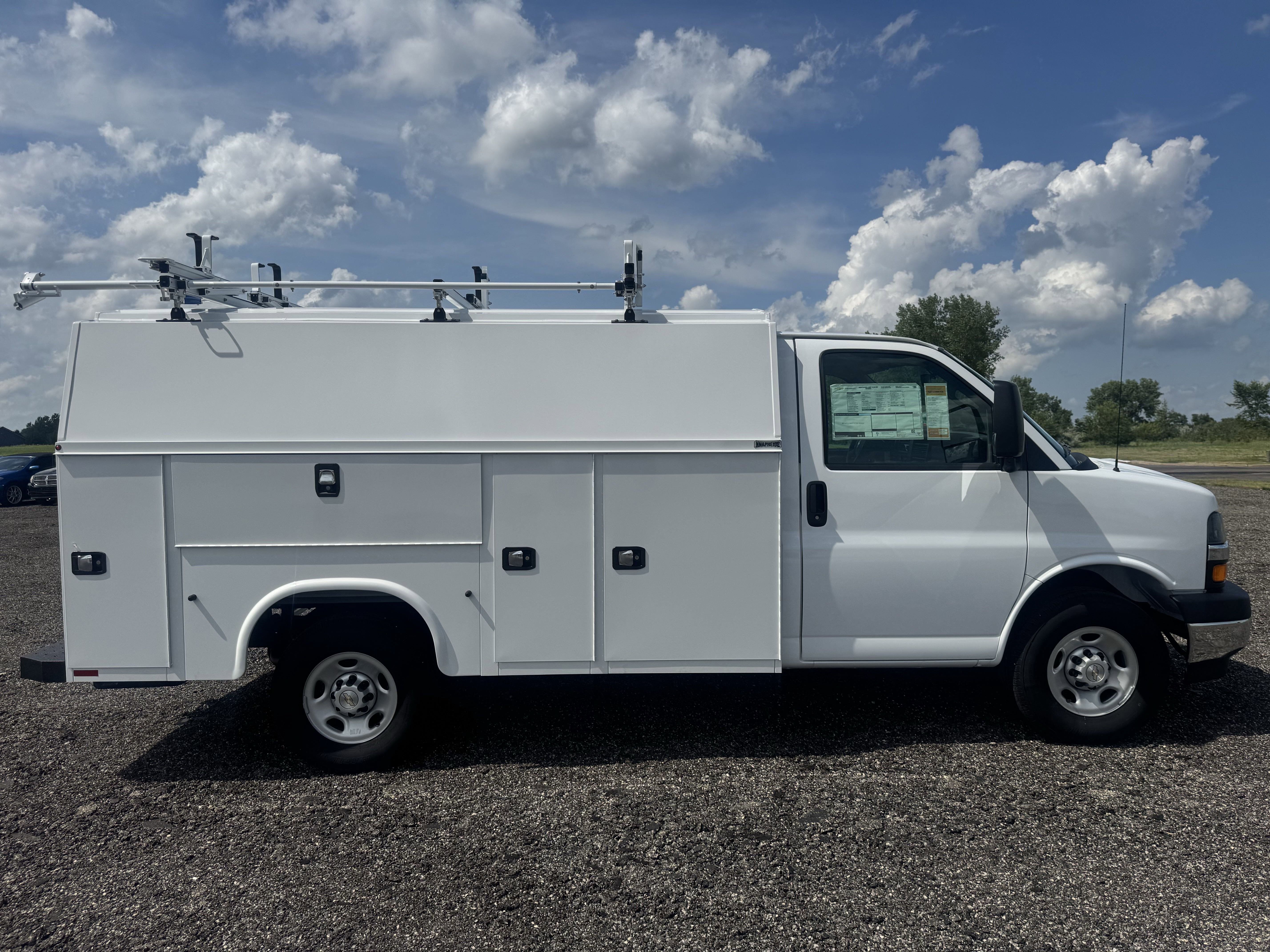 2025 CHEVROLET G3500 KUV Utility in Washington, IL