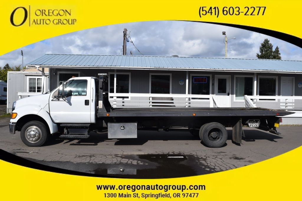 2006 FORD F650 in Springfield, OR