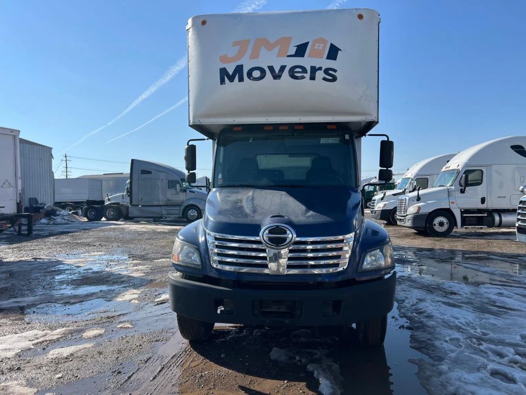 2008 HINO 268 in Fredericksburg, VA