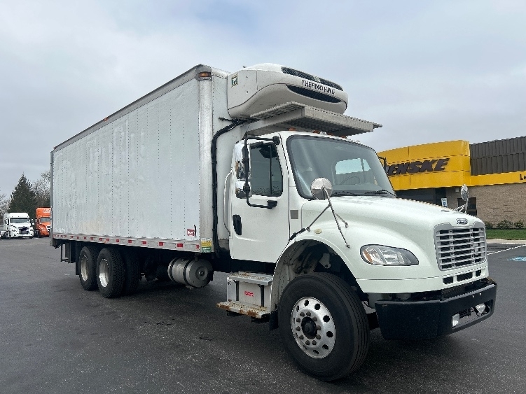 2019 FREIGHTLINER BUSINESS CLASS M2 106 in Millville, NJ