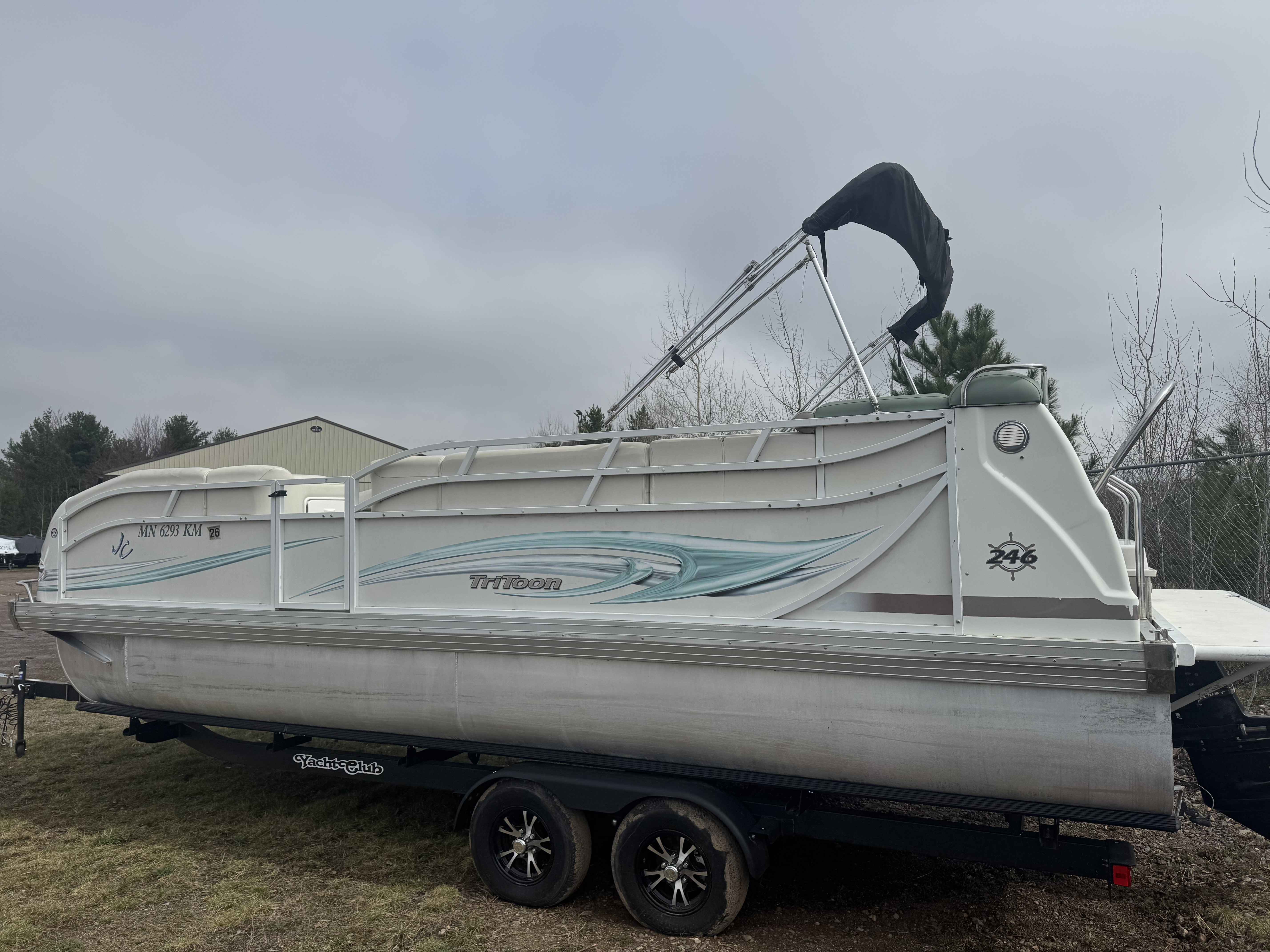 2007 Jc Neptune 246 TRITOON in chippewa falls WI