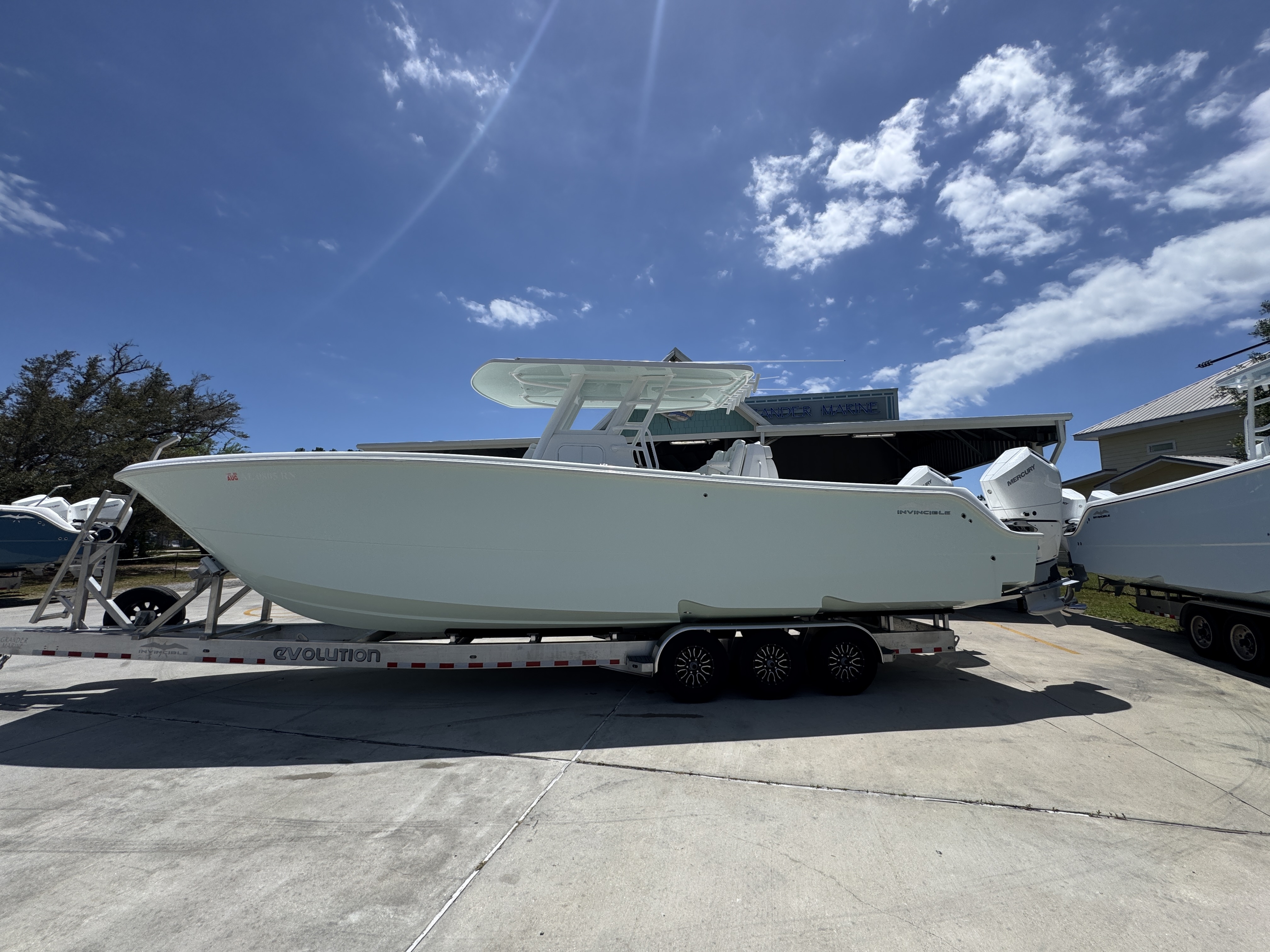 2024 Invincible Boats 33' Catamaran in orange beach AL