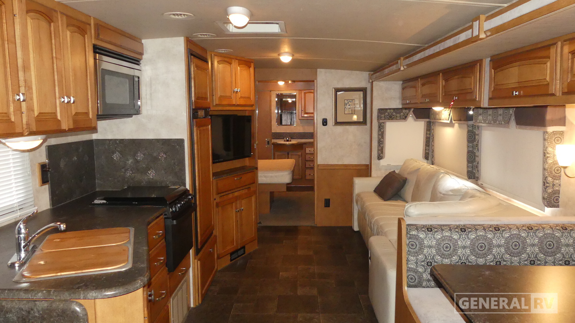2014 Winnebago VISTA 35F in fort meyers FL
