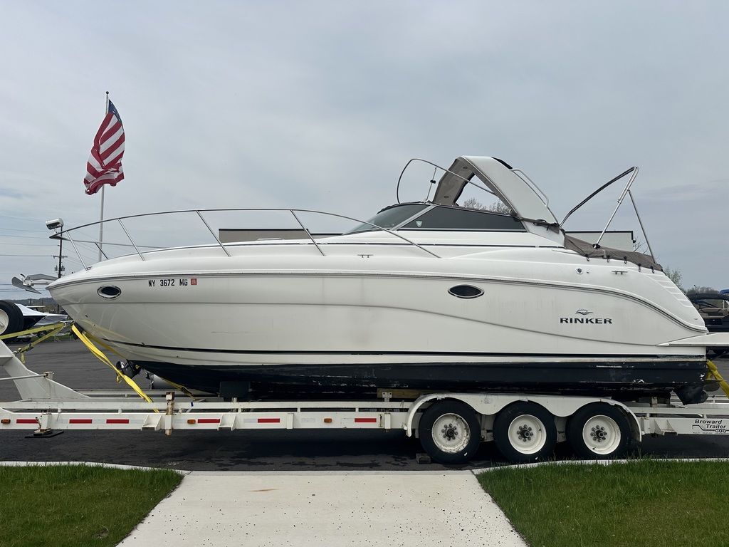 2007 Rinker 320 Express Cruiser in canandaigua NY
