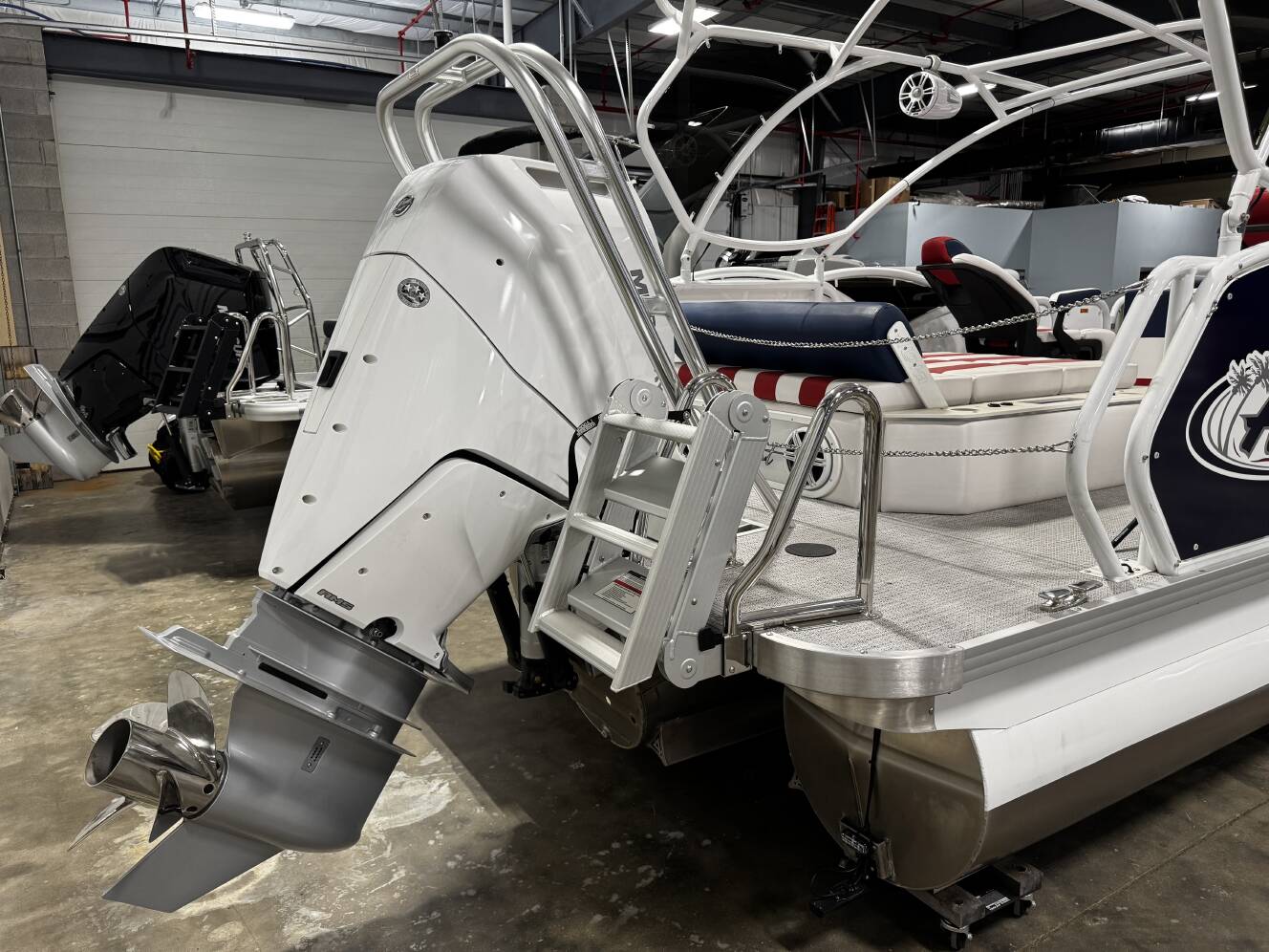 A photo of this 2026 Aloha PARADISE 260 ARCH SPORT TOWER