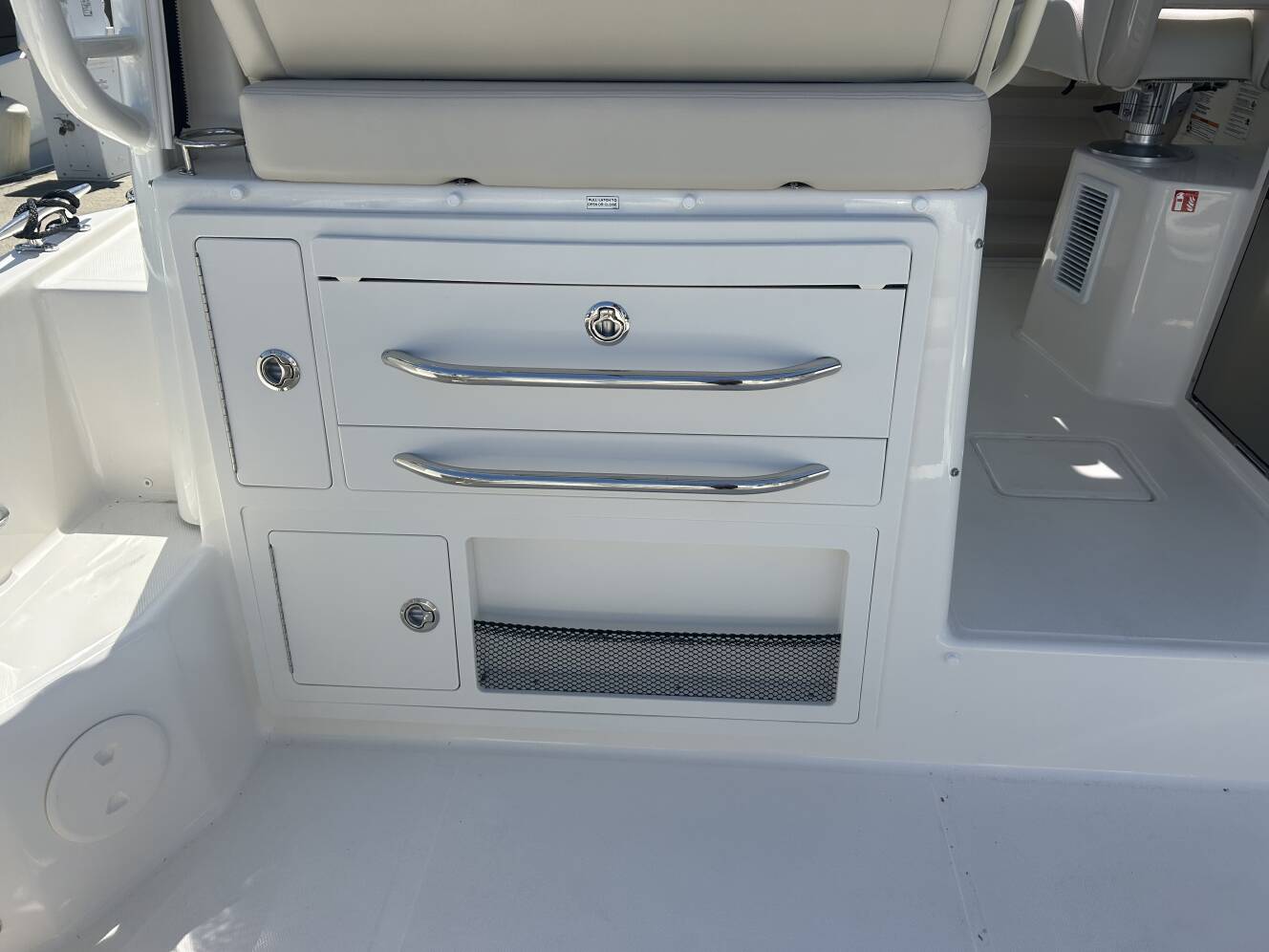 A photo of this 2026 Boston Whaler 325 Conquest