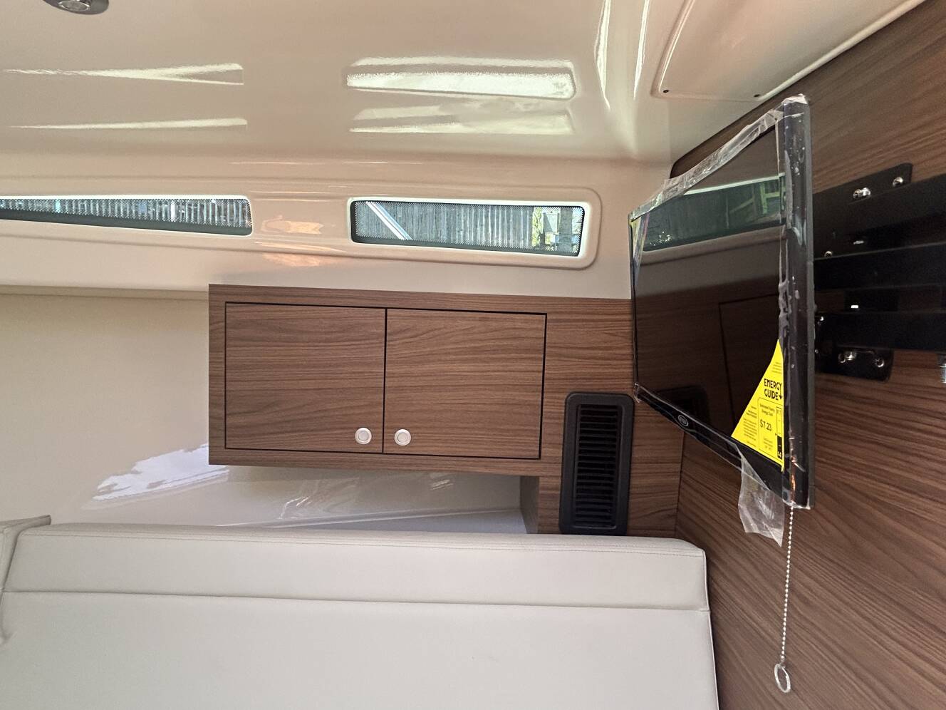 A photo of this 2026 Boston Whaler 325 Conquest