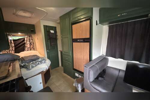 2006 Four Winds MAJESTIC 23A in moses lake WA