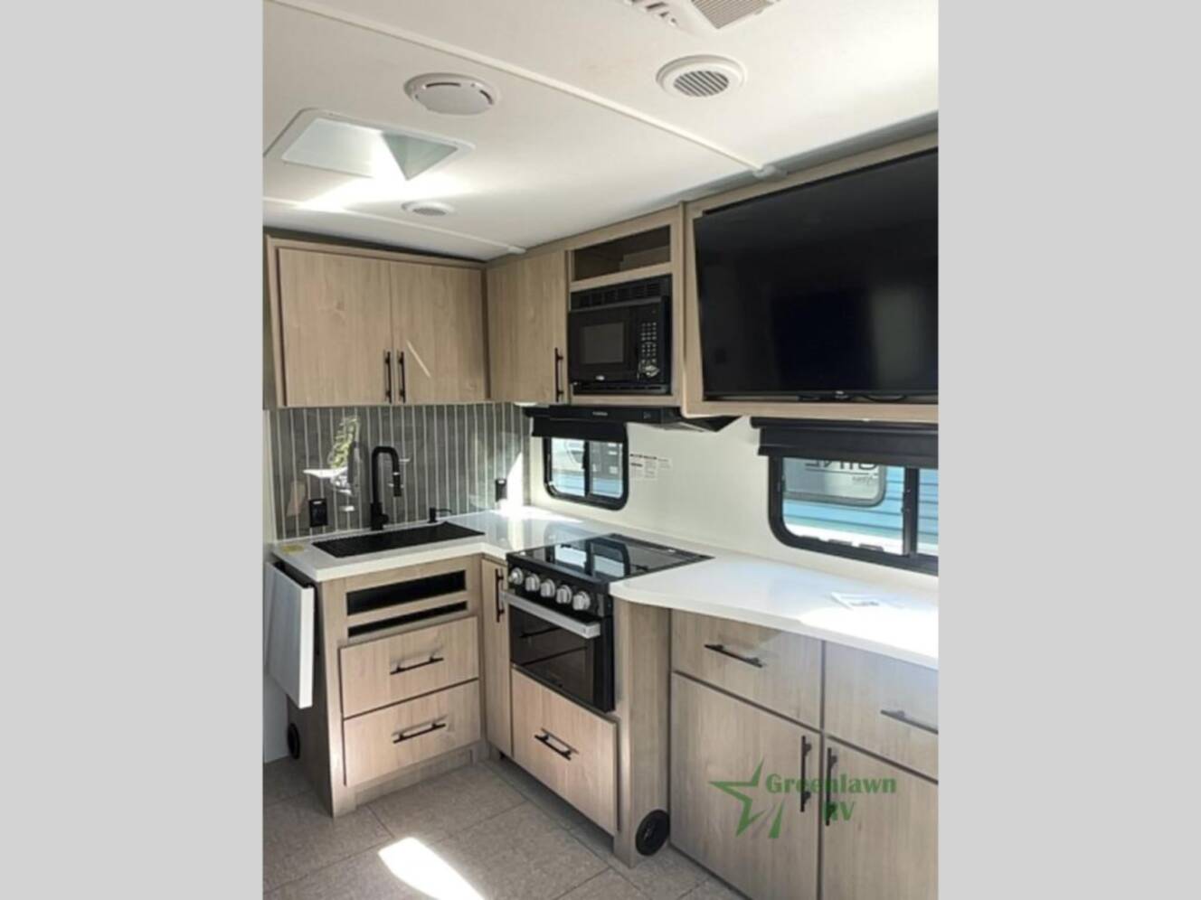 A photo of this 2025 Grand Design Imagine 2500RL