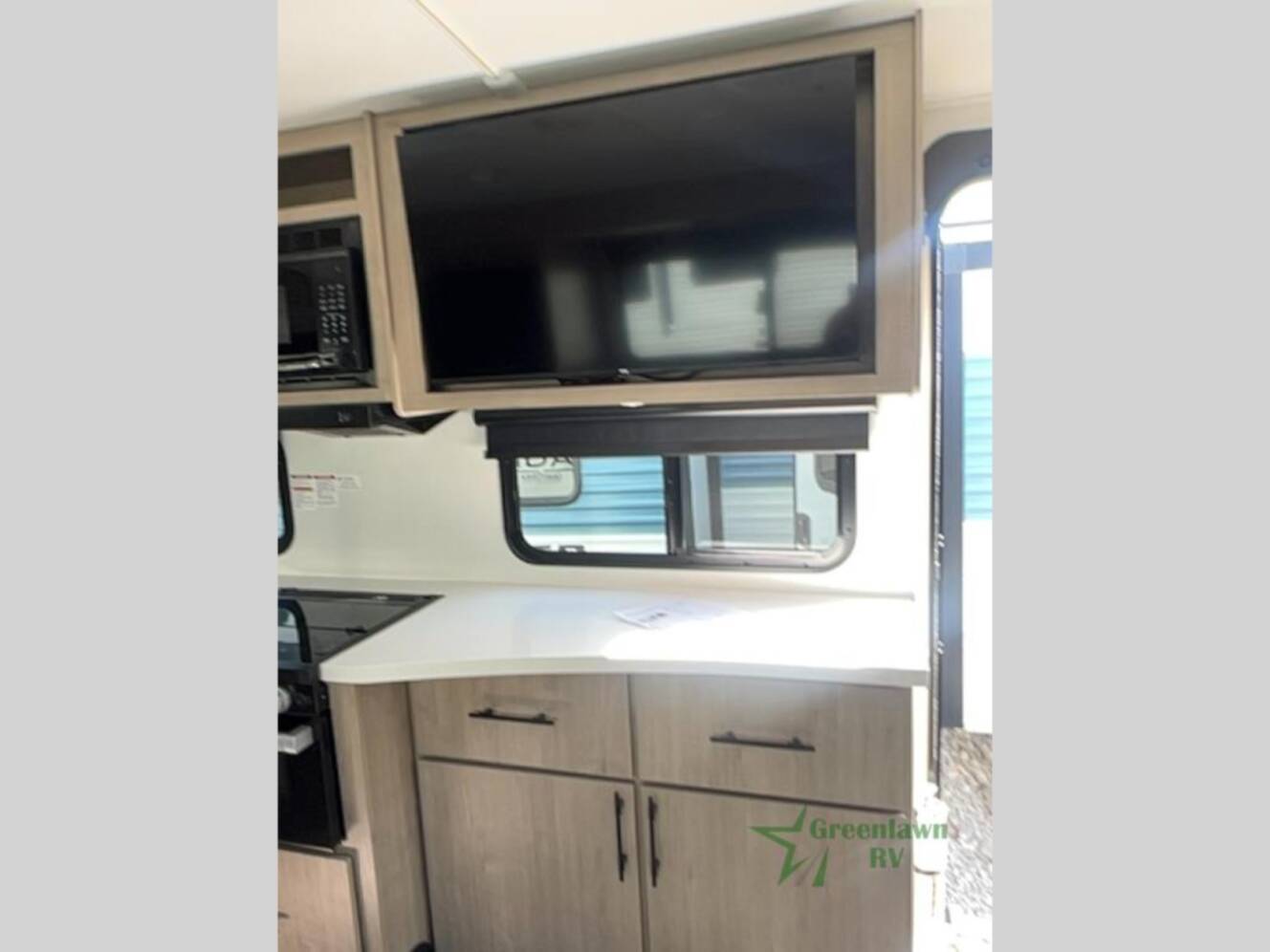 A photo of this 2025 Grand Design Imagine 2500RL