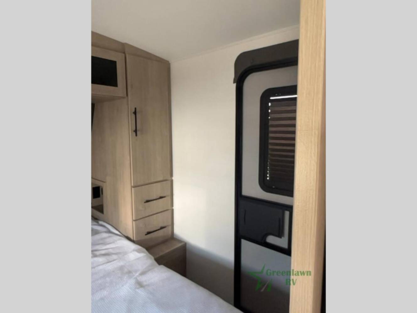 A photo of this 2025 Grand Design Imagine 2500RL
