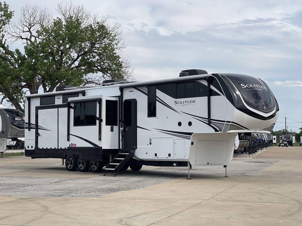 2026 Grand Design Solitude 414LJMJ in corinth TX