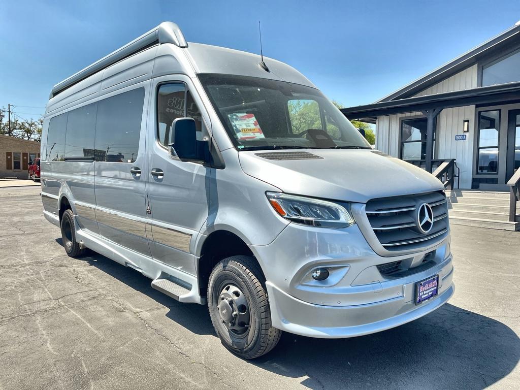 2027 Grech Rv Strada-ion AWD LOUNGE-ION in kerrville TX