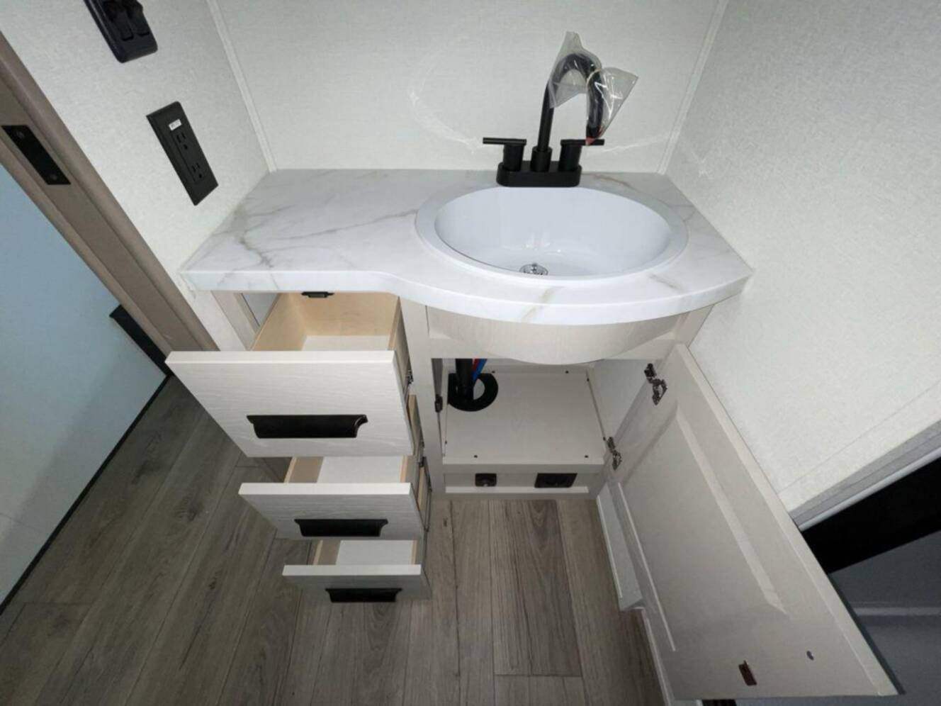 A photo of this 2026 Grand Design Reflection 100 Series 24RL