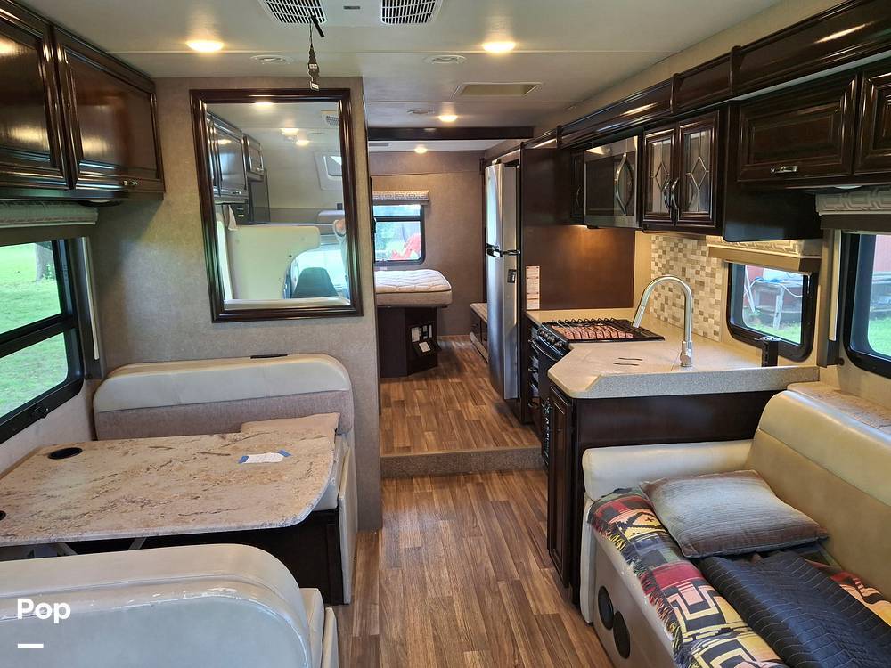 2017 Thor Motor Coach Quantum PD31 in tyro KS