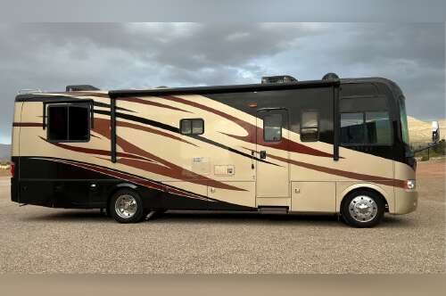 2010 Monaco MONARCH 37PBD in alamogordo NM