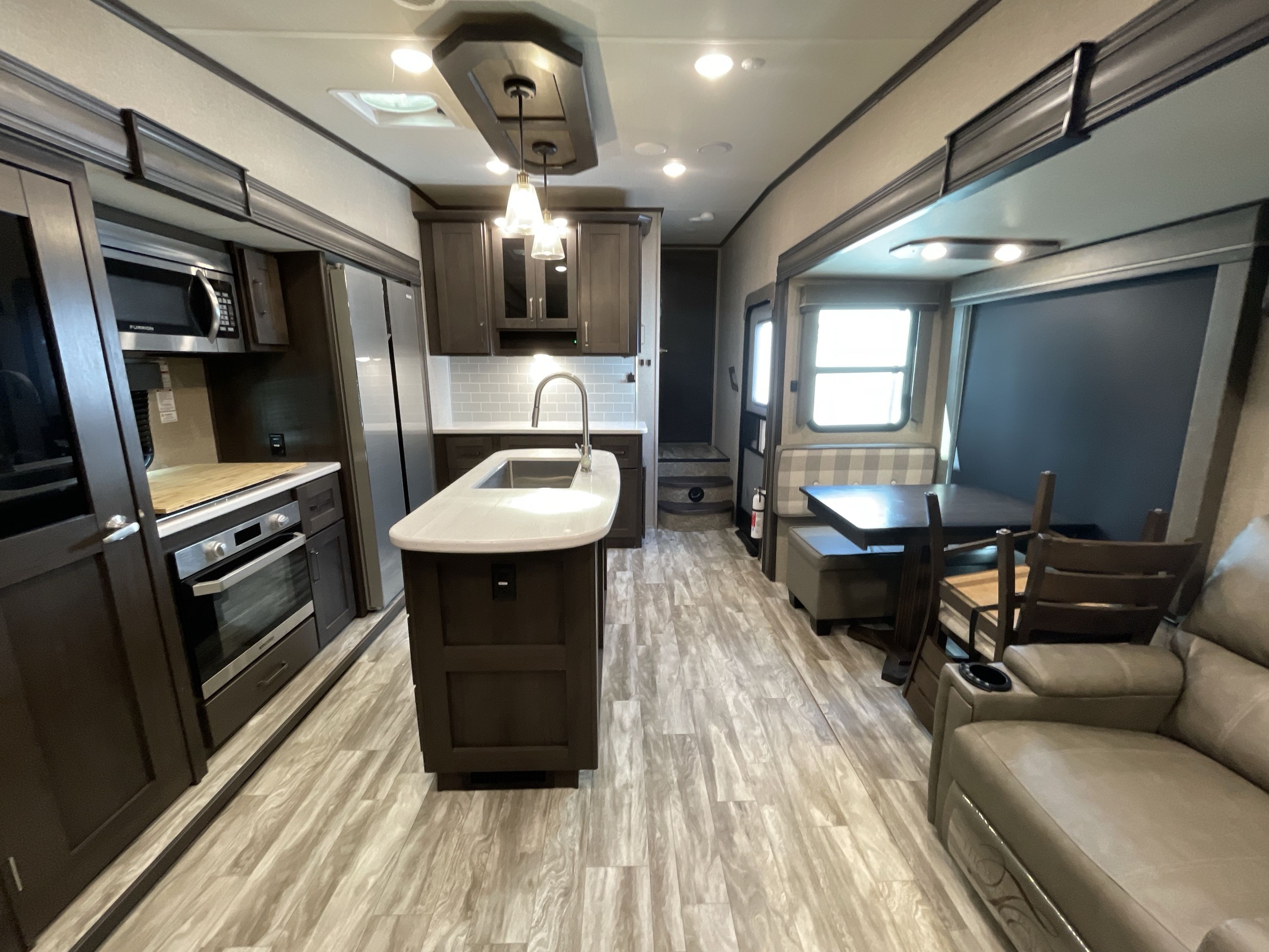 2022 Grand Design REFLECTION 303RLS in fairmont WV