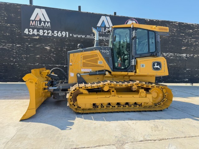2022 DEERE 700L LGP in Sutherlin, VA