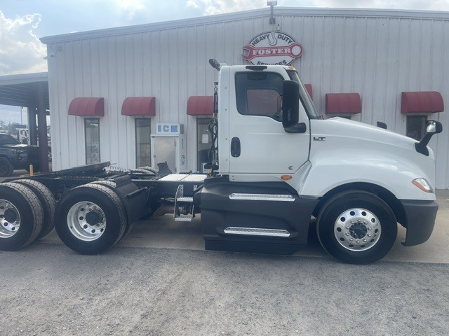 2021 INTERNATIONAL Lt in White Hall, AR
