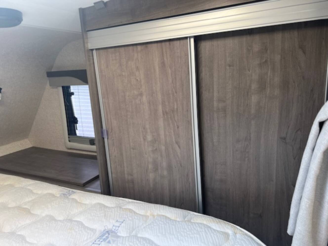A photo of this 2022 Lance Truck Camper Short Bed 855S